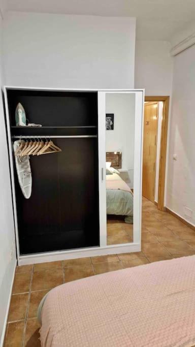 Apartamento Zacatin Centro Apartment Гранада Екстериор снимка